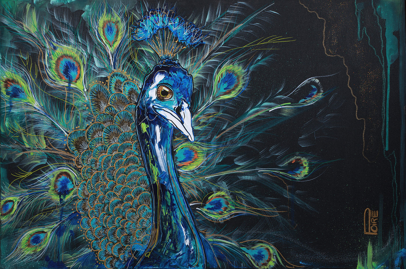 Jadis symbole de l'immortalité, le paon est l'oiseau qui impressionne. La douceur de son plumage et l'agilité de son charme, font de lui le roi enchanteur et lui permettent ainsi d'accéder au royaume supérieur.